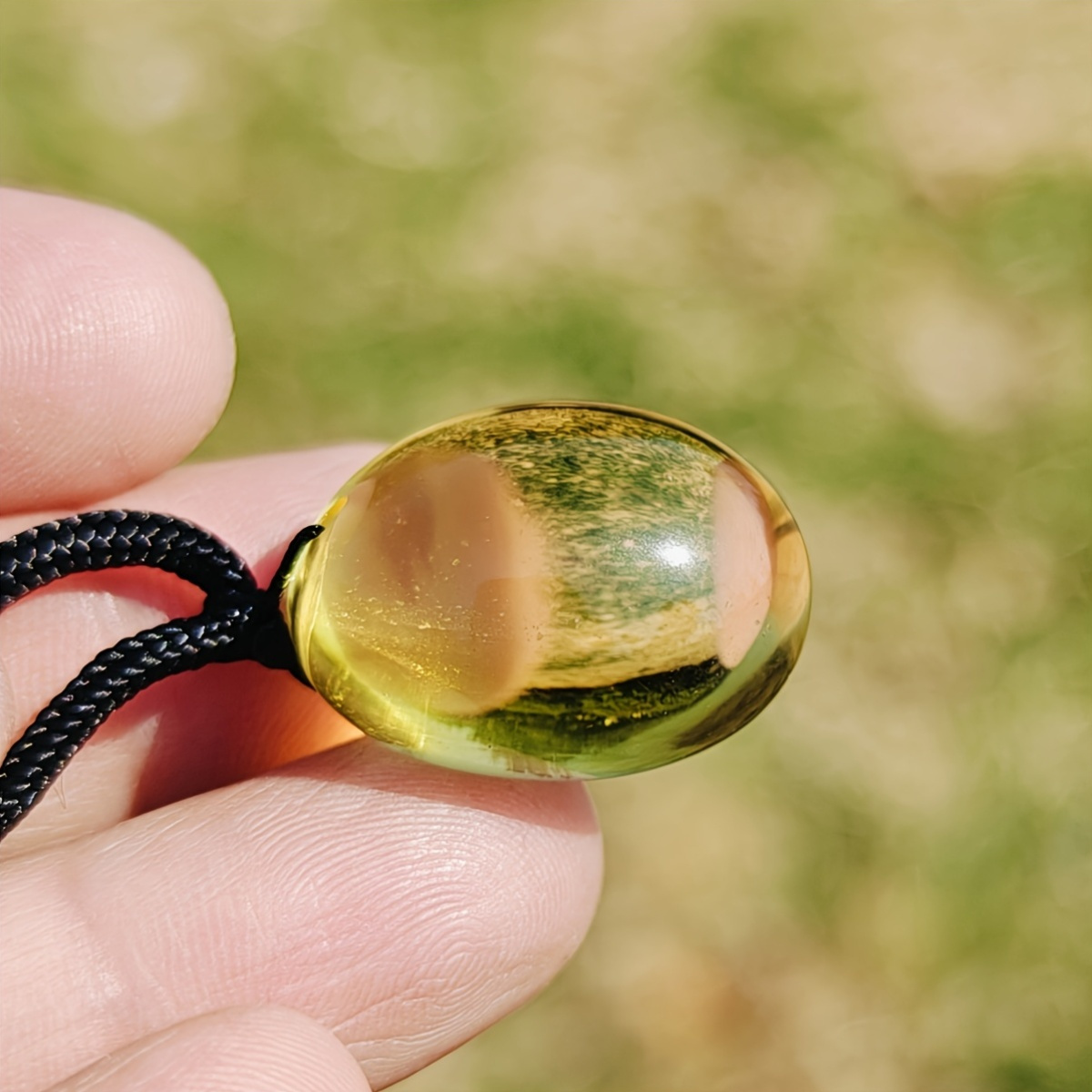 Women's High-Quality Natural Polished Yellow Quartz Pendant Necklace